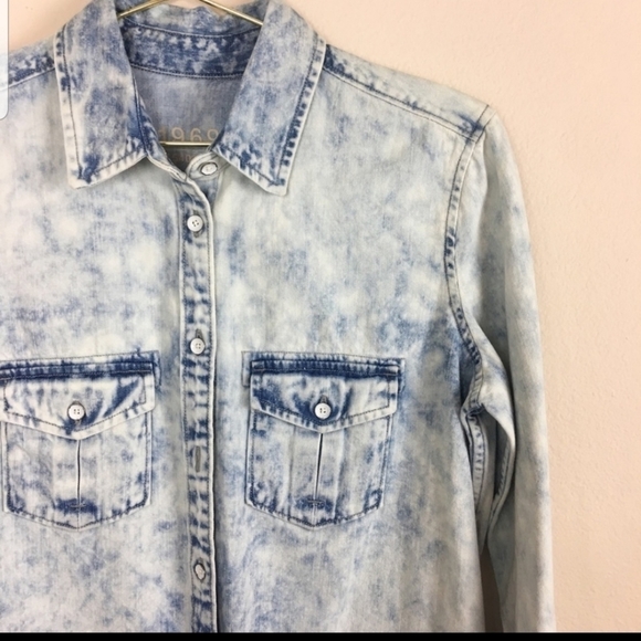 GAP blue jean shirt - Picture 3 of 9
